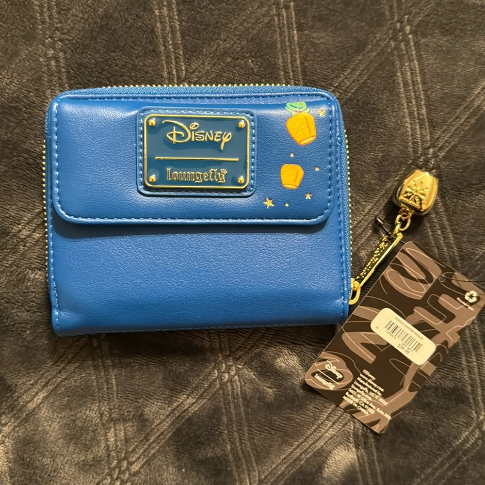 Disney Loungefly Stitch Wallet